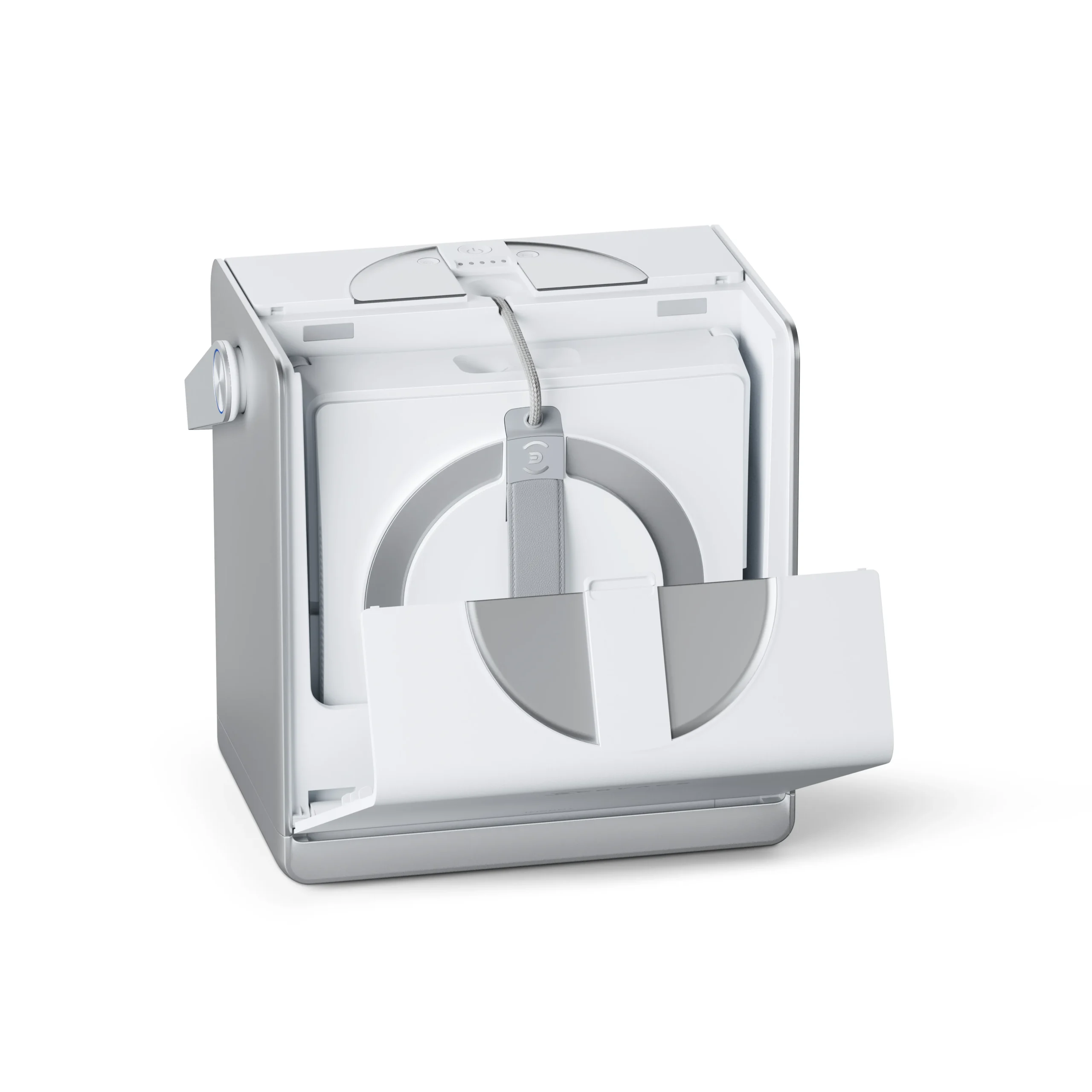 102218_7251$IDImage_WINBOTW2PROOMNI_withBlueCircle9